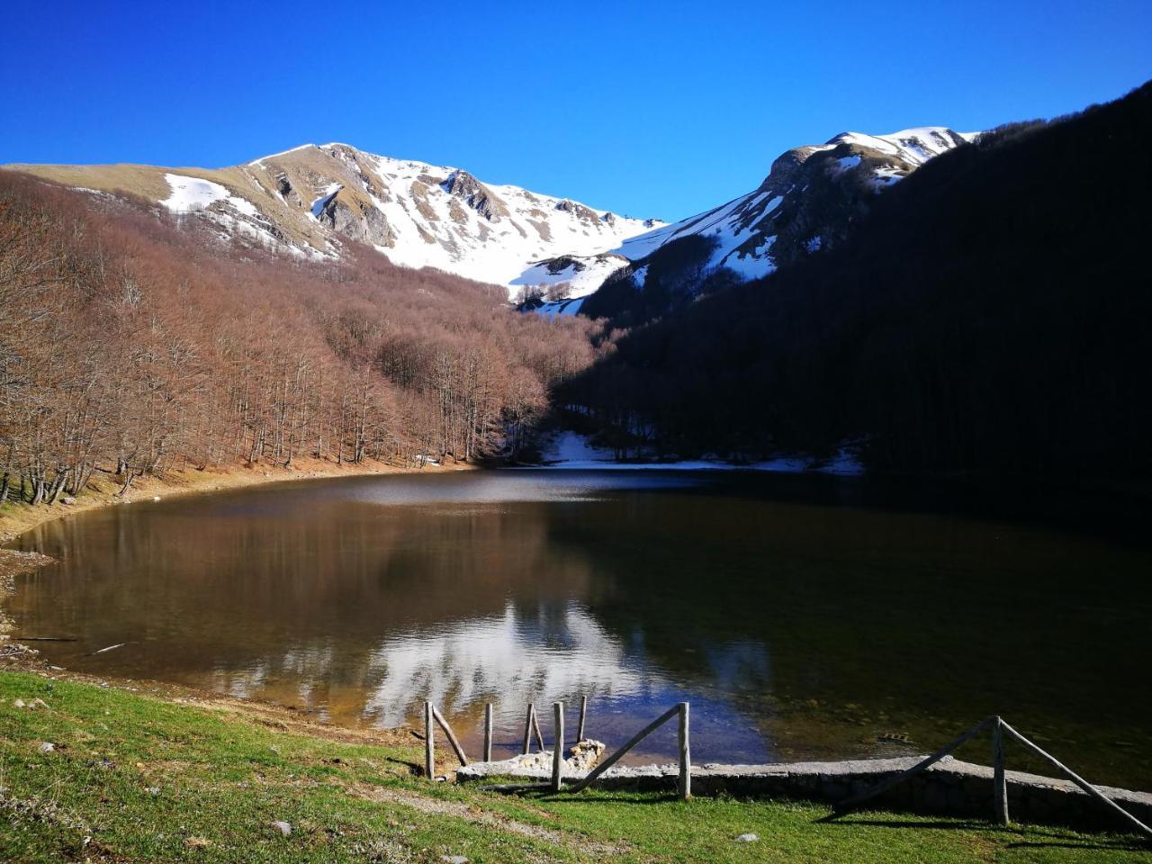 L'Antico Ritrovo Bed & Breakfast Moliterno ภายนอก รูปภาพ