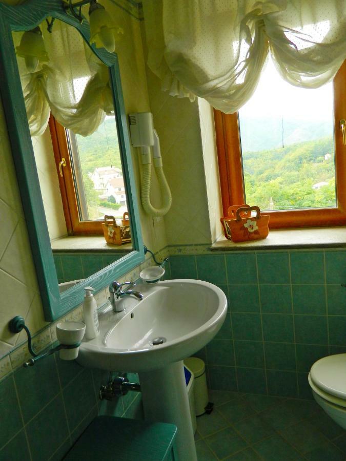 L'Antico Ritrovo Bed & Breakfast Moliterno ภายนอก รูปภาพ